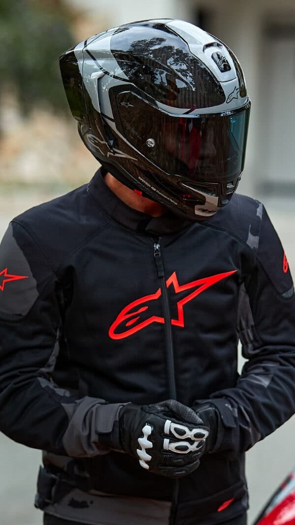 ⁦Alpinestars Supertech R10 Element Carbon Helmet Black/Grey  קסדה אלפינסטארס⁩ – תמונה ⁦2⁩